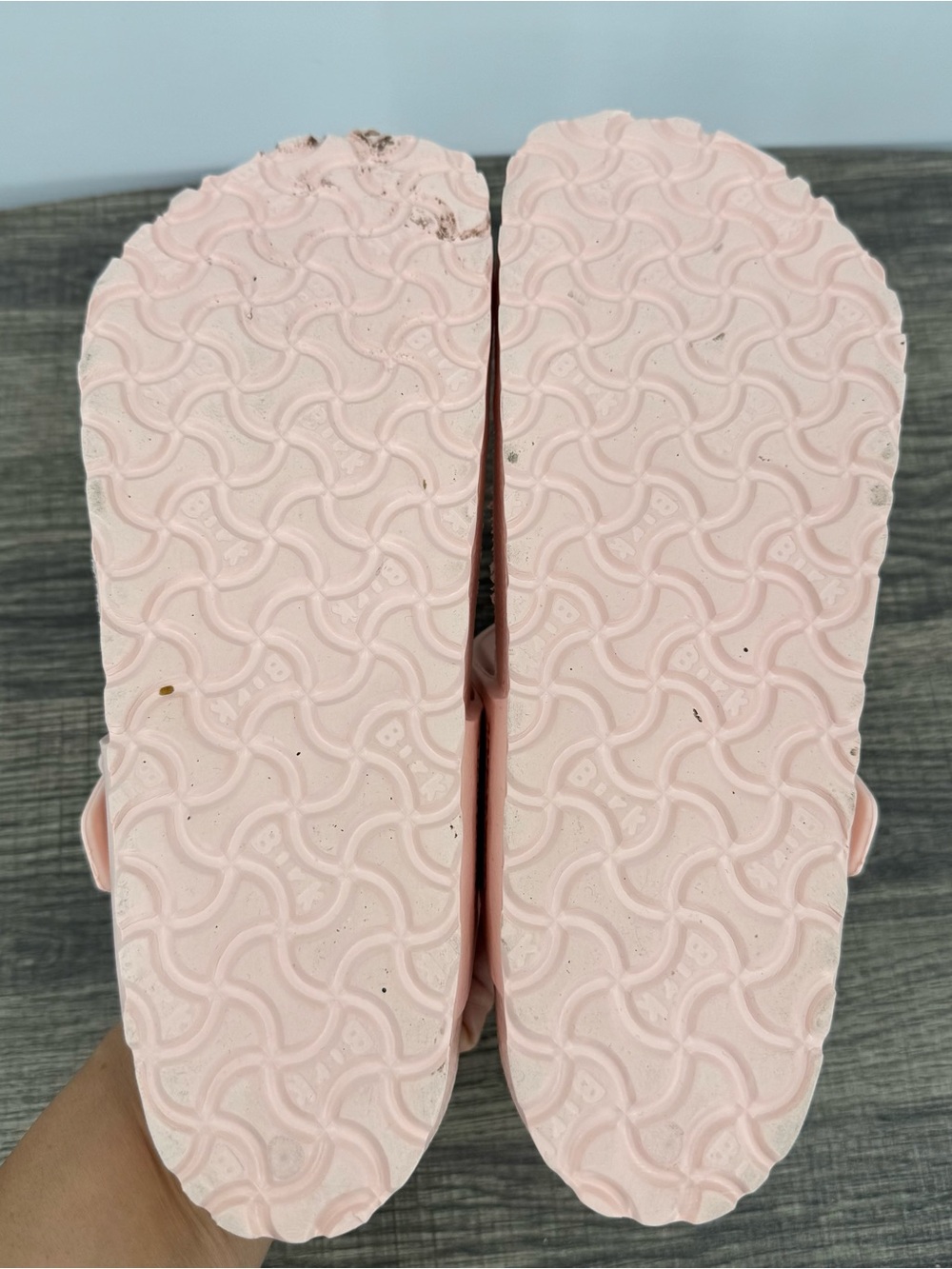 Birkenstock Gizeh Essentials EVA Sandals Light Pink - Picture 10 of 11